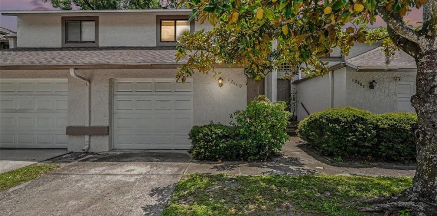 Touwnhouse à Tampa, Floride 2 chambres, 101.82 m2 № 2216827