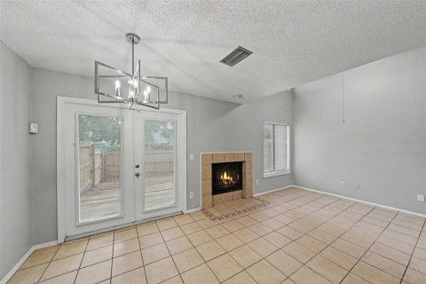 Touwnhouse à vendre à Tampa, Floride: 2 chambres, 101.82 m2 № 2216827 - photo 4