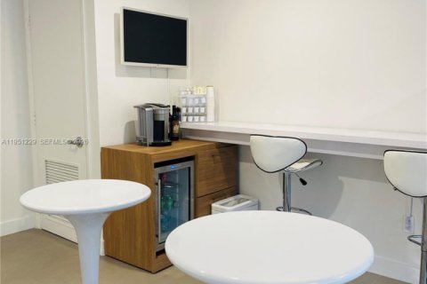 Купить коммерческую недвижимость в Суитуотер, Флорида № 2007238 - фото 6