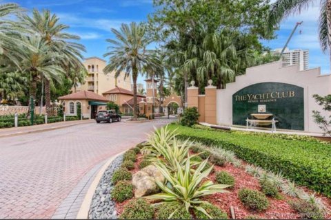 Copropriété à louer à Aventura, Floride: 2 chambres, 109.62 m2 № 1957482 - photo 26