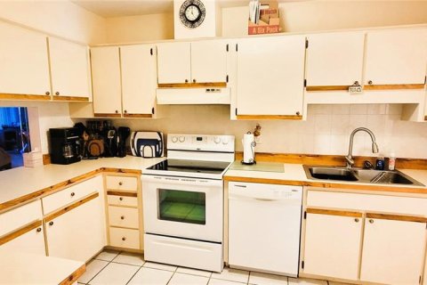 Condominio en venta en Palm Harbor, Florida, 2 dormitorios, 123.84 m2 № 1680127 - foto 9