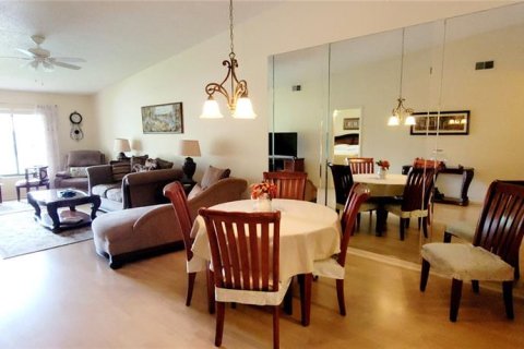 Condominio en venta en Palm Harbor, Florida, 2 dormitorios, 123.84 m2 № 1680127 - foto 3