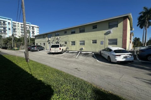 Copropriété à louer à Dania Beach, Floride: 2 chambres, 64.1 m2 № 2084946 - photo 14