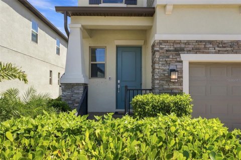 Casa en venta en Tampa, Florida, 4 dormitorios, 233 m2 № 2399420 - foto 3