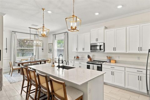 Casa en venta en Tampa, Florida, 4 dormitorios, 233 m2 № 2399420 - foto 8
