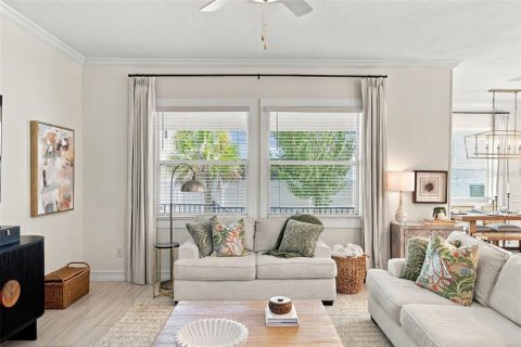 Casa en venta en Tampa, Florida, 4 dormitorios, 233 m2 № 2399420 - foto 5