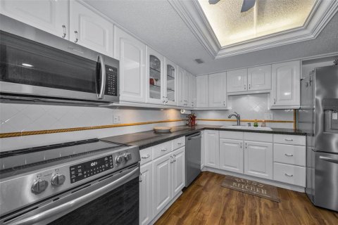 Copropriété à vendre à Clearwater, Floride: 2 chambres, 151.43 m2 № 2202170 - photo 10