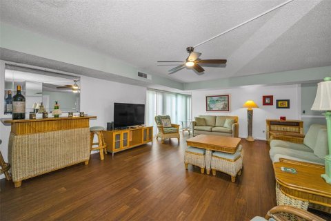 Copropriété à vendre à Clearwater, Floride: 2 chambres, 151.43 m2 № 2202170 - photo 6