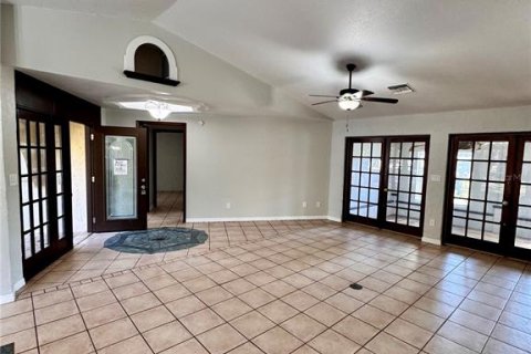 Villa ou maison à vendre à Sanford, Floride: 4 chambres, 198.63 m2 № 1917176 - photo 6