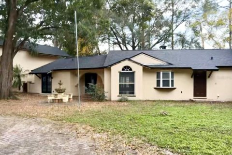 House in Sanford, Florida 4 bedrooms, 198.63 sq.m. № 1917176 - photo 1