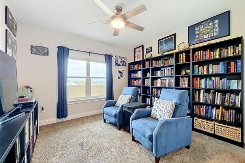 Condo in Sanford, Florida, 2 bedrooms  № 2379070 - photo 11
