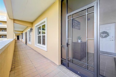 Condo in Sanford, Florida, 2 bedrooms  № 2379070 - photo 7