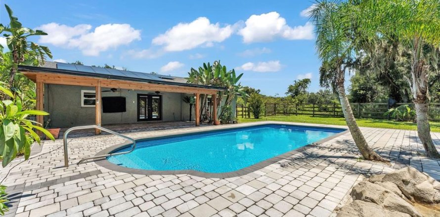 Villa ou maison à Mulberry, Floride 4 chambres, 203.73 m2 № 1894631