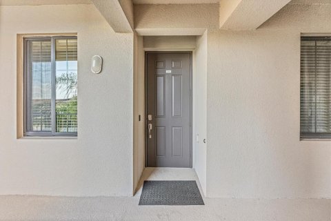 Condominio en alquiler en Bradenton, Florida, 2 dormitorios, 104.14 m2 № 1815782 - foto 2