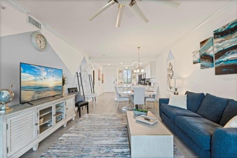 Condominio en alquiler en Bradenton, Florida, 2 dormitorios, 104.14 m2 № 1815782 - foto 5