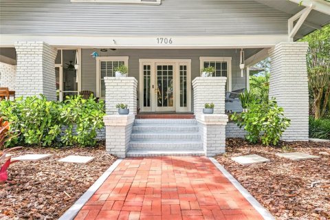 Casa en venta en Tampa, Florida, 5 dormitorios, 326.55 m2 № 2151624 - foto 8
