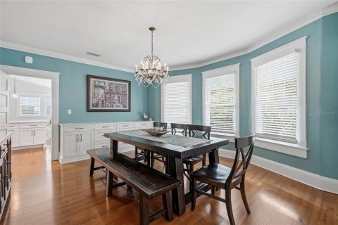 Casa en venta en Tampa, Florida, 5 dormitorios, 326.55 m2 № 2151624 - foto 28
