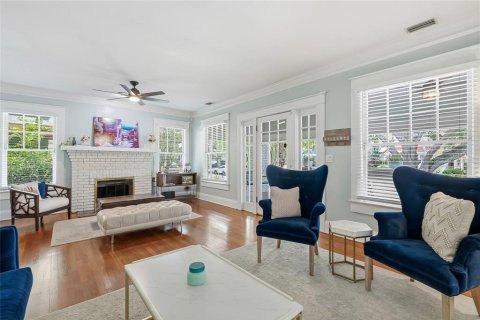Casa en venta en Tampa, Florida, 5 dormitorios, 326.55 m2 № 2151624 - foto 11