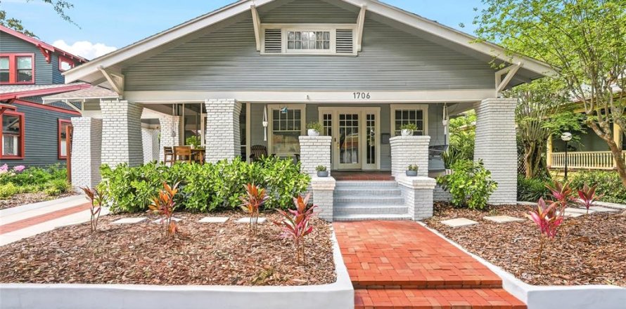 Casa en Tampa, Florida 5 dormitorios, 326.55 m2 № 2151624