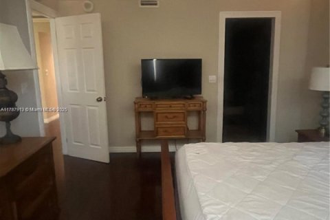 Copropriété à louer à Hallandale Beach, Floride: 1 chambre, 72.46 m2 № 1939491 - photo 8