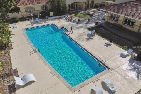 Снять в аренду кондоминиум в Тампа, Флорида 6 комнат, 108.14м2, № 2105986 - фото 23