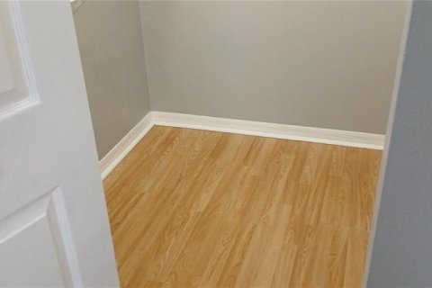 Снять в аренду кондоминиум в Тампа, Флорида 6 комнат, 108.14м2, № 2105986 - фото 9