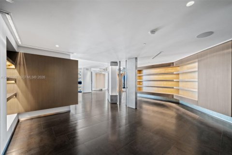 Condo in Bal Harbour, Florida, 2 bedrooms  № 2073662 - photo 10