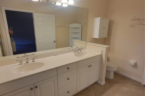 Townhouse in Bradenton, Florida 2 bedrooms, 138.98 sq.m. № 1906067 - photo 13