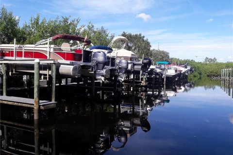 Townhouse in Bradenton, Florida 2 bedrooms, 138.98 sq.m. № 1906067 - photo 30