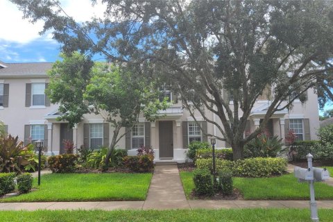 Townhouse in Bradenton, Florida 2 bedrooms, 138.98 sq.m. № 1906067 - photo 1