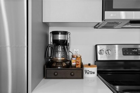 Купить кондоминиум в Бей-Харбор-Айлендс, Флорида 2 спальни, 88.72м2, № 2002906 - фото 7