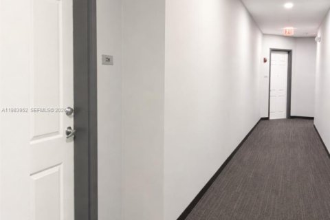 Купить кондоминиум в Холливуд, Флорида 2 спальни, 134.52м2, № 2045799 - фото 7