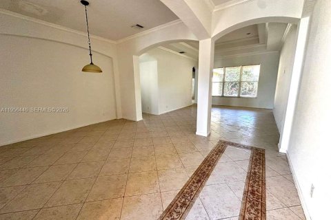 Купить виллу или дом в Уэстон, Флорида 6 спален, 279.82м2, № 2010506 - фото 6