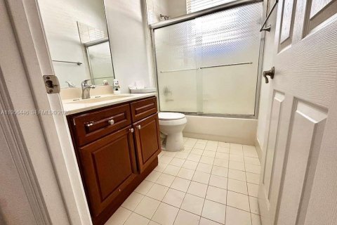 Купить виллу или дом в Уэстон, Флорида 6 спален, 279.82м2, № 2010506 - фото 21