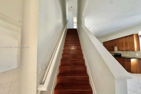 Купить виллу или дом в Уэстон, Флорида 6 спален, 279.82м2, № 2010506 - фото 12