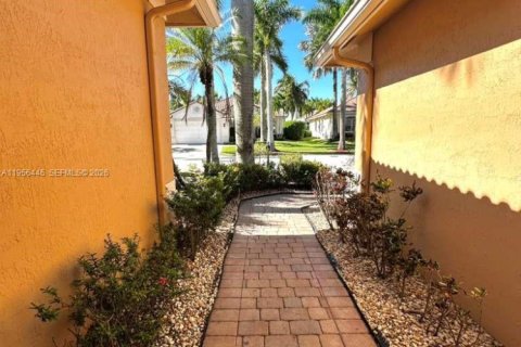 Купить виллу или дом в Уэстон, Флорида 6 спален, 279.82м2, № 2010506 - фото 5