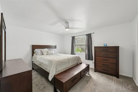 Casa en venta en Temple Terrace, Florida, 5 dormitorios, 226.12 m2 № 1851743 - foto 28