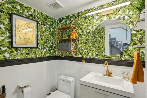 Casa en venta en Temple Terrace, Florida, 5 dormitorios, 226.12 m2 № 1851743 - foto 16