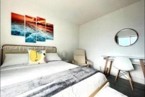 Commercial property in Miami, Florida № 1859274 - photo 11