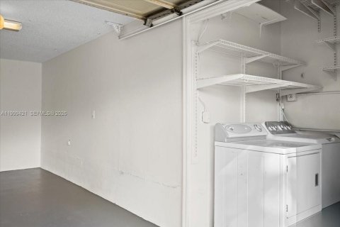 Townhouse in Palm Beach Gardens, Florida 3 bedrooms, 125.98 sq.m. № 2064210 - photo 30