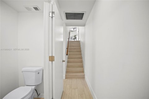 Townhouse in Palm Beach Gardens, Florida 3 bedrooms, 125.98 sq.m. № 2064210 - photo 25