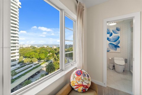 Снять в аренду кондоминиум в Майами-Бич, Флорида 2 спальни, 145.86м2, № 1950590 - фото 27