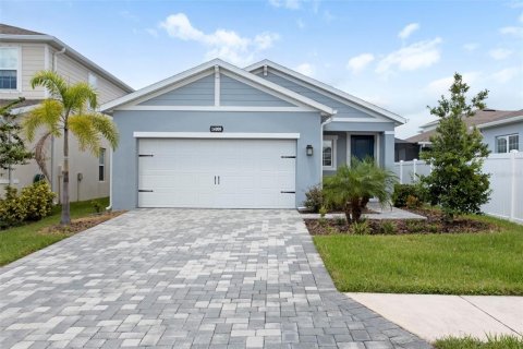 House in Bradenton, Florida 3 bedrooms, 138.8 sq.m. № 2325227