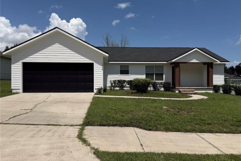 House in Gainesville, Florida 3 bedrooms, 123.93 sq.m. № 2325042