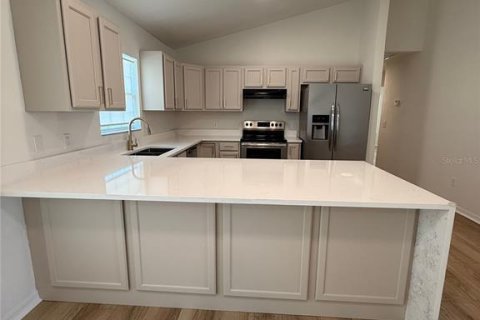 Villa ou maison à louer à Gainesville, Floride: 3 chambres, 123.93 m2 № 2325042 - photo 11
