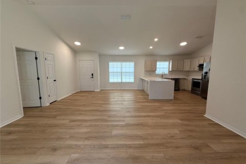 Villa ou maison à louer à Gainesville, Floride: 3 chambres, 123.93 m2 № 2325042 - photo 8
