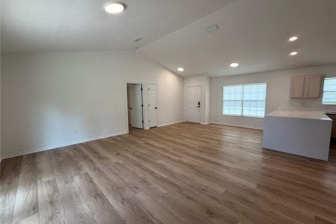 Villa ou maison à louer à Gainesville, Floride: 3 chambres, 123.93 m2 № 2325042 - photo 10