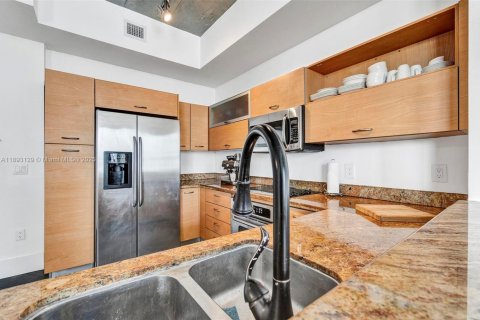 Copropriété à louer à Miami, Floride: 1 chambre, 91.51 m2 № 1946758 - photo 7