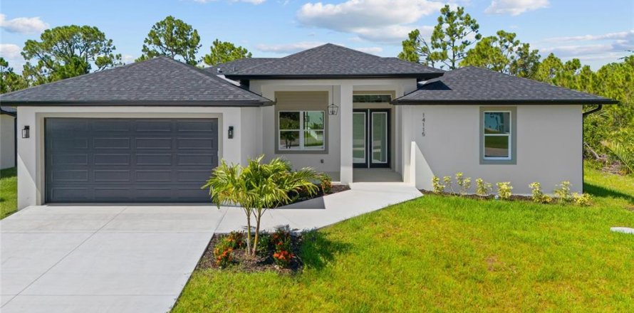 House in Port Charlotte, Florida 3 bedrooms, 168.34 sq.m. № 1856173
