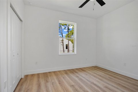 House in Port Charlotte, Florida 3 bedrooms, 168.34 sq.m. № 1856173 - photo 13